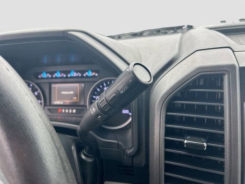 Used 2020 Ford F350 XL w/ Power Equipment Group image 17