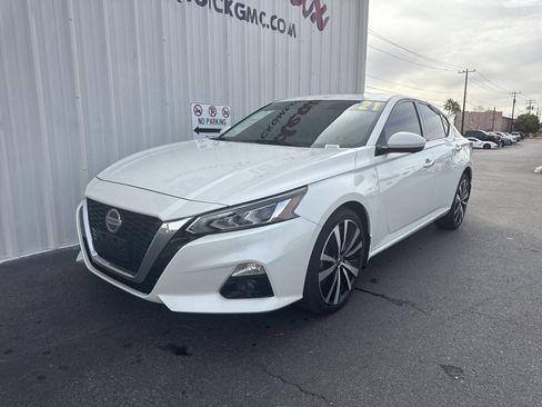 Used 2021 Nissan Altima 2.5 Platinum image 5