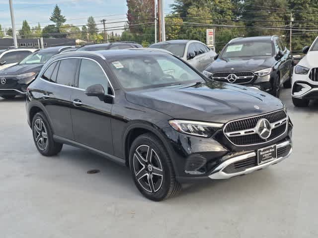 Certified 2026 Mercedes-Benz GLC 300 4MATIC image 2