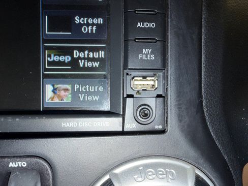 Used 2014 Jeep Wrangler Sahara w/ Trailer Tow Group AWD/4WD image 20