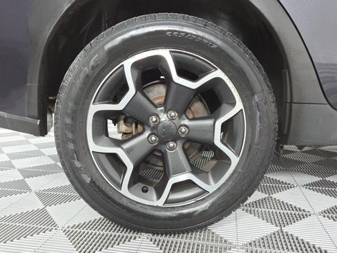 Used 2015 Subaru Crosstrek 2.0i Premium w/ Moonroof Package AWD/4WD image 7