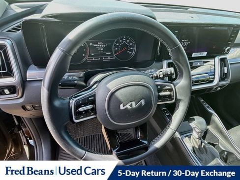 Used 2023 Kia Sorento S w/ Panoramic Sunroof Package FWD image 16