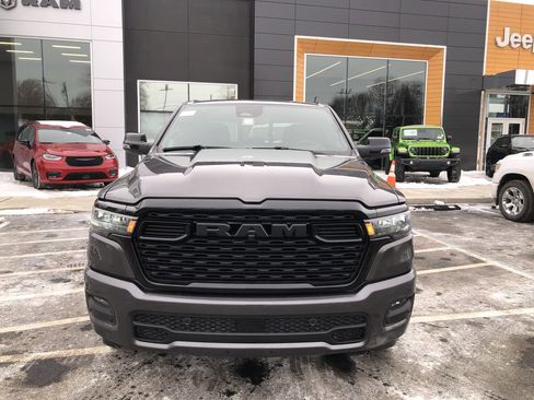 New 2026 RAM 1500 4x4 Crew Cab image 16