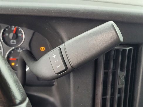 Used 2023 GMC Savana 3500 Extended w/ Driver Convenience Package image 20