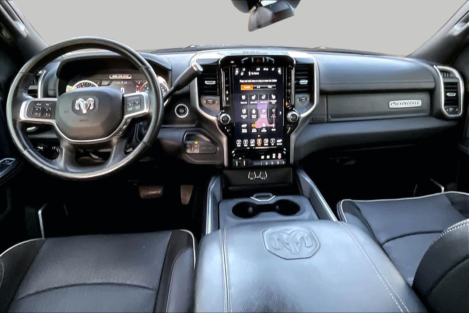 Used 2020 RAM 2500 Laramie w/ Night Edition AWD/4WD image 15