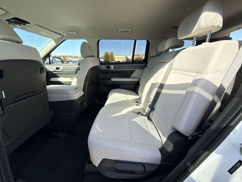 New 2026 Hyundai Santa Fe SE image 22