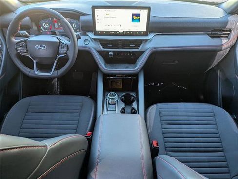 Used 2025 Ford Explorer ST-Line image 18