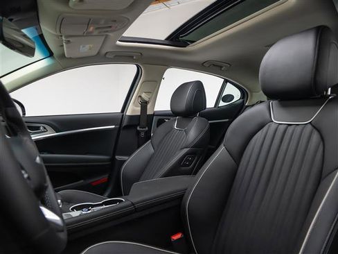 New 2026 Genesis G70 2.5T Prestige RWD image 18