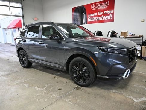 Used 2025 Honda CR-V Sport Touring image 4