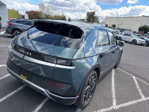 Used 2024 Hyundai Ioniq 5 SEL image 8
