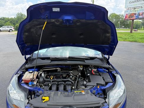 Used 2013 Ford Focus Titanium w/ Titanium Handling Pkg FWD image 11
