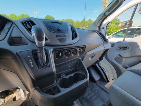 Used 2015 Ford Transit 250 130 Low Roof w/ Exterior Upgrade Package RWD image 26