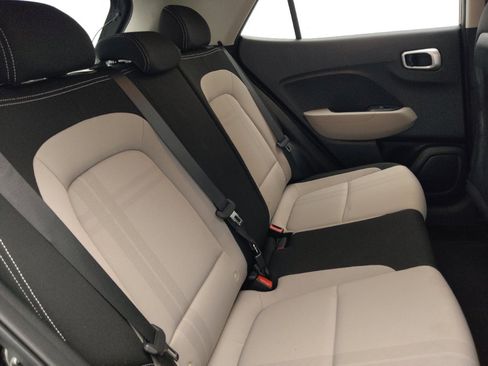 Used 2020 Hyundai Venue SEL FWD image 19