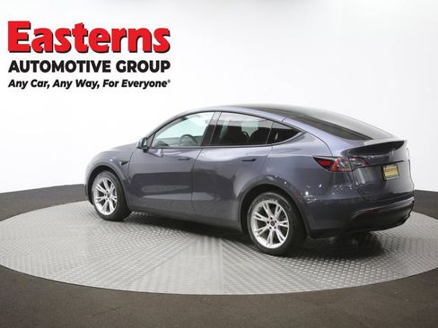 Used 2022 Tesla Model Y Long Range image 61