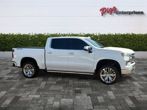 Used 2023 Chevrolet Silverado 1500 LTZ w/ Technology Package AWD/4WD image 8