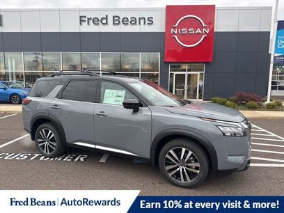 New 2025 Nissan Pathfinder Platinum w/ Lighting Package (N92)