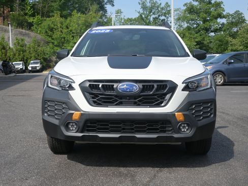 Certified 2025 Subaru Outback Wilderness AWD/4WD image 3