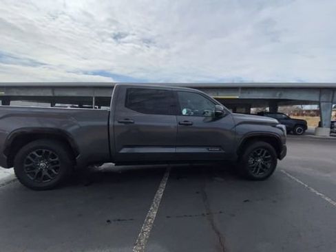 Used 2022 Toyota Tundra Platinum w/ Advanced Package image 9