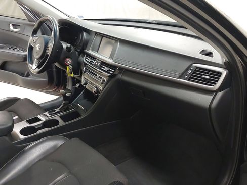 Used 2018 Kia Optima S image 29