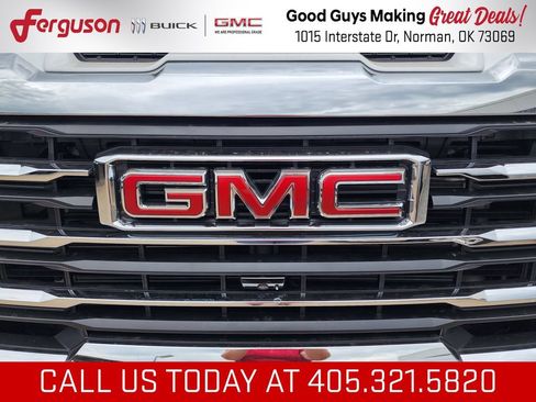 New 2026 GMC Sierra 2500 SLT w/ Max Trailering Package AWD/4WD image 9
