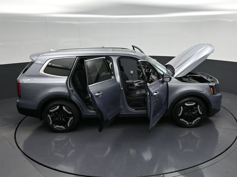 Used 2024 Kia Telluride S w/ S Sunroof Package AWD/4WD image 40