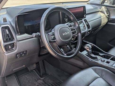 Used 2023 Kia Sorento SX FWD image 34