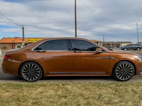 Used 2017 Lincoln Continental Black Label w/ Rear-seat Package image 4