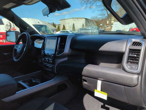 New 2026 RAM 1500 Express AWD/4WD image 20