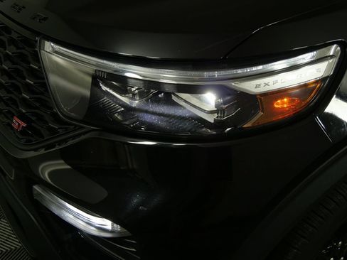Used 2023 Ford Explorer ST w/ Equipment Group 401A AWD/4WD image 10