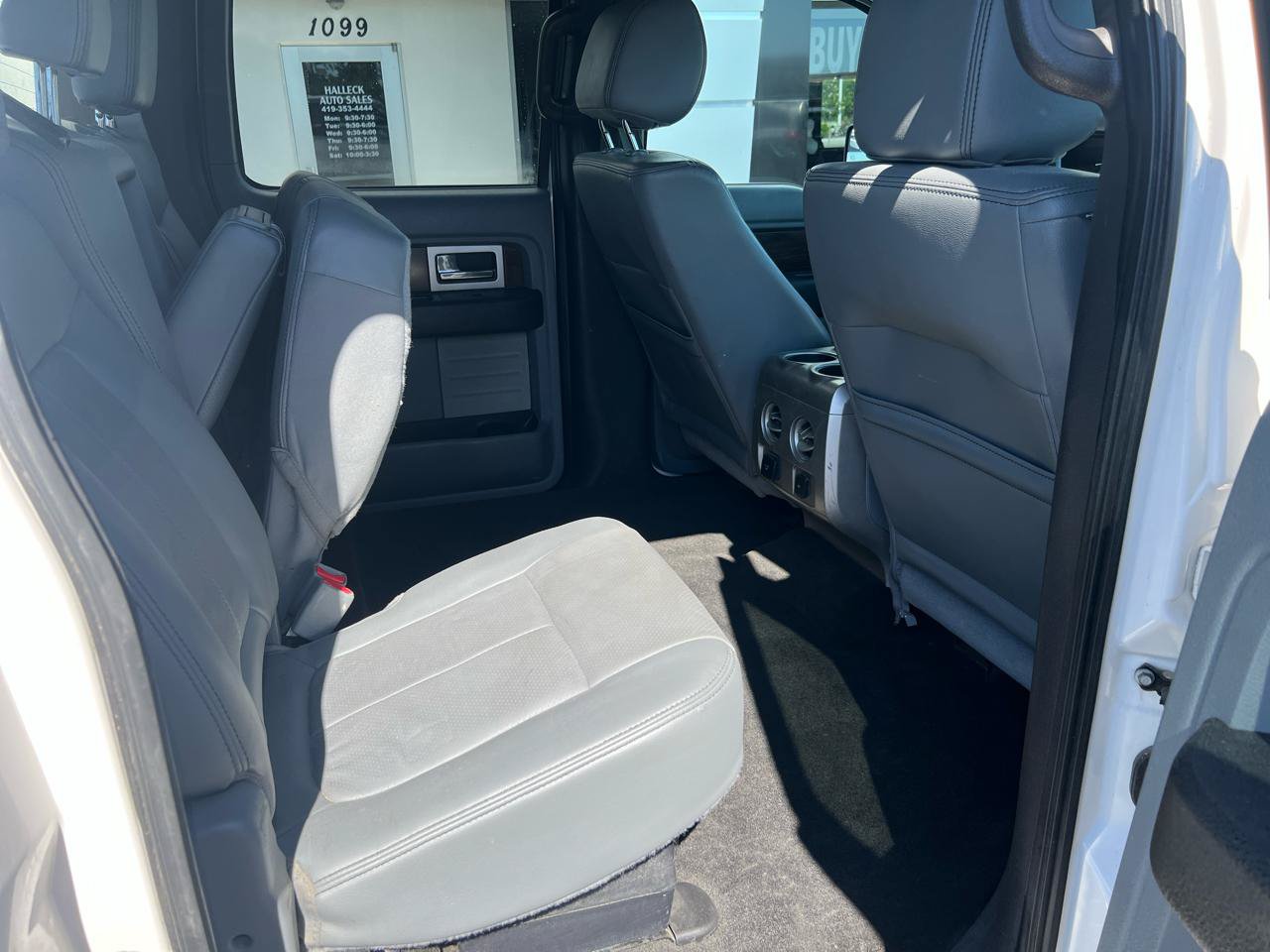 Used 2014 Ford F150 Lariat w/ Equipment Group 502A Luxury AWD/4WD image 15