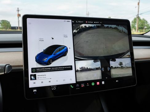 Used 2022 Tesla Model 3 Long Range AWD/4WD image 21