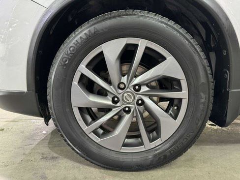 Used 2016 Nissan Rogue SL w/ SL Premium Package FWD image 11