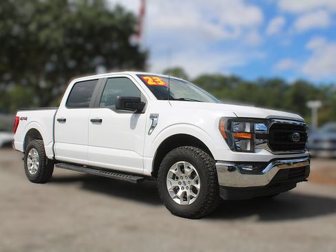 Used 2023 Ford F150 XLT AWD/4WD image 3
