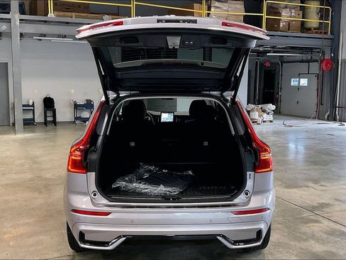 Used 2026 Volvo XC60 B5 Plus w/ Protection Package Premier AWD/4WD image 5