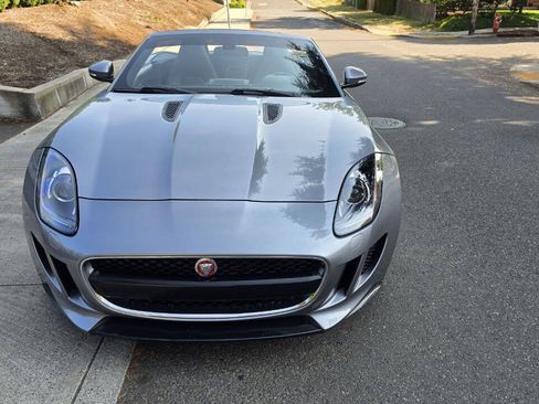Used 2015 Jaguar F-TYPE Convertible RWD image 17