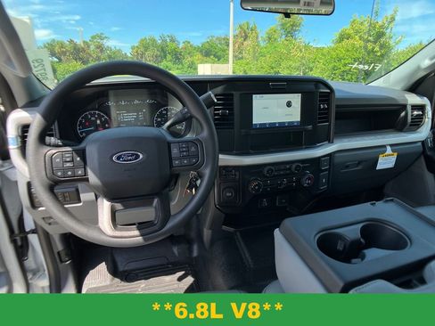 New 2025 Ford F250 XL w/ XL Chrome Package image 7