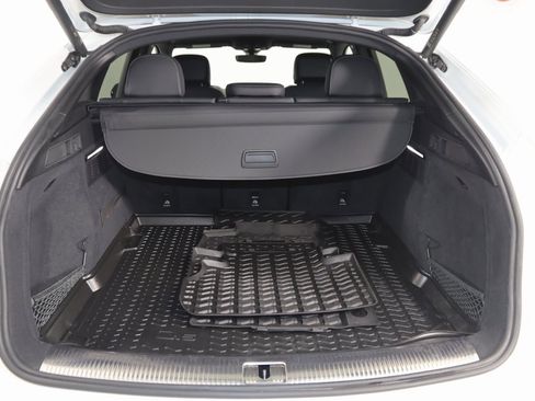 Used 2022 Audi SQ5 Premium image 49