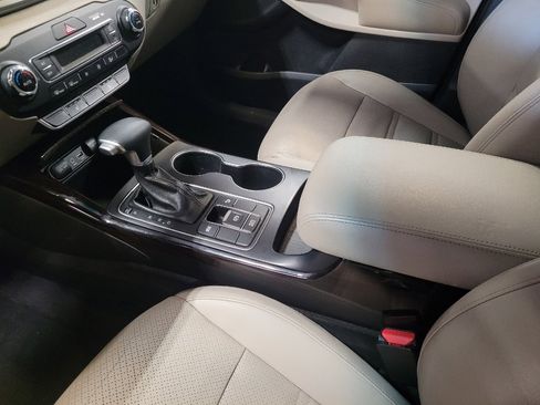 Used 2020 Kia Sorento EX FWD image 26