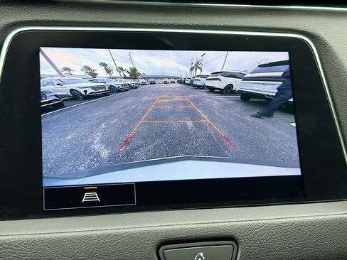 Used 2023 Cadillac XT4 Premium Luxury FWD image 14