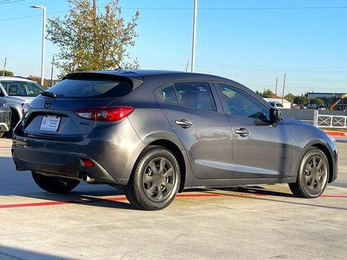 Used 2016 MAZDA MAZDA3 i Sport image 8