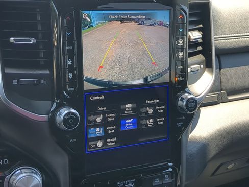 Used 2021 RAM 1500 Laramie AWD/4WD image 18