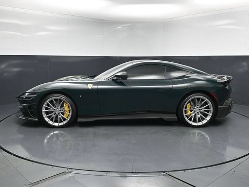 Used 2021 Ferrari Roma RWD image 2