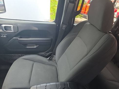 Used 2020 Jeep Wrangler Unlimited Sport AWD/4WD image 26