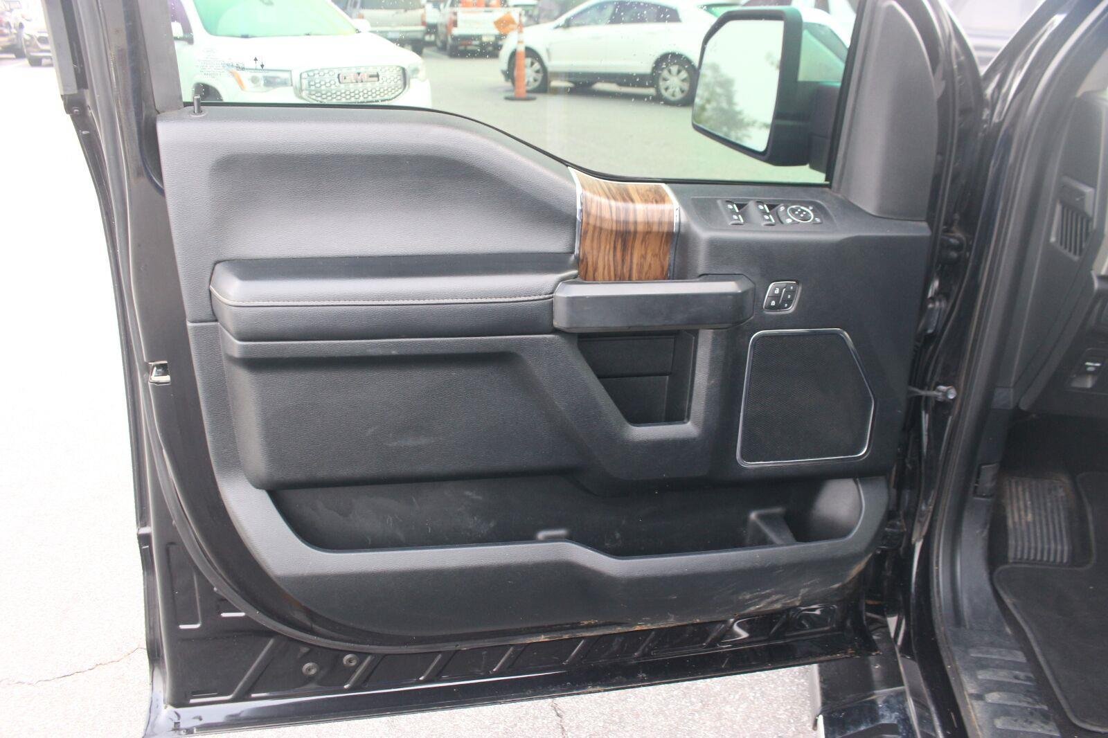 Used 2020 Ford F150 Lariat AWD/4WD image 13