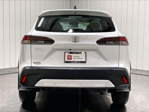 Certified 2026 Toyota Corolla Cross L FWD image 4