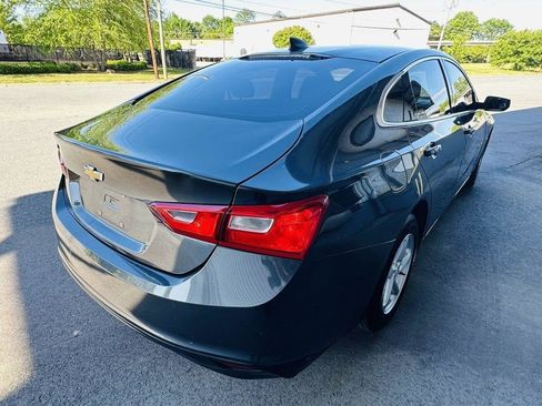 Used 2018 Chevrolet Malibu LS FWD image 5