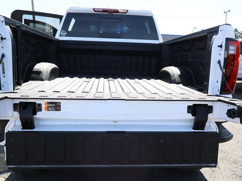Used 2025 GMC Sierra 3500 Denali w/ Denali Reserve Package AWD/4WD image 15