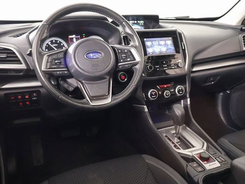 Used 2022 Subaru Forester Premium image 2