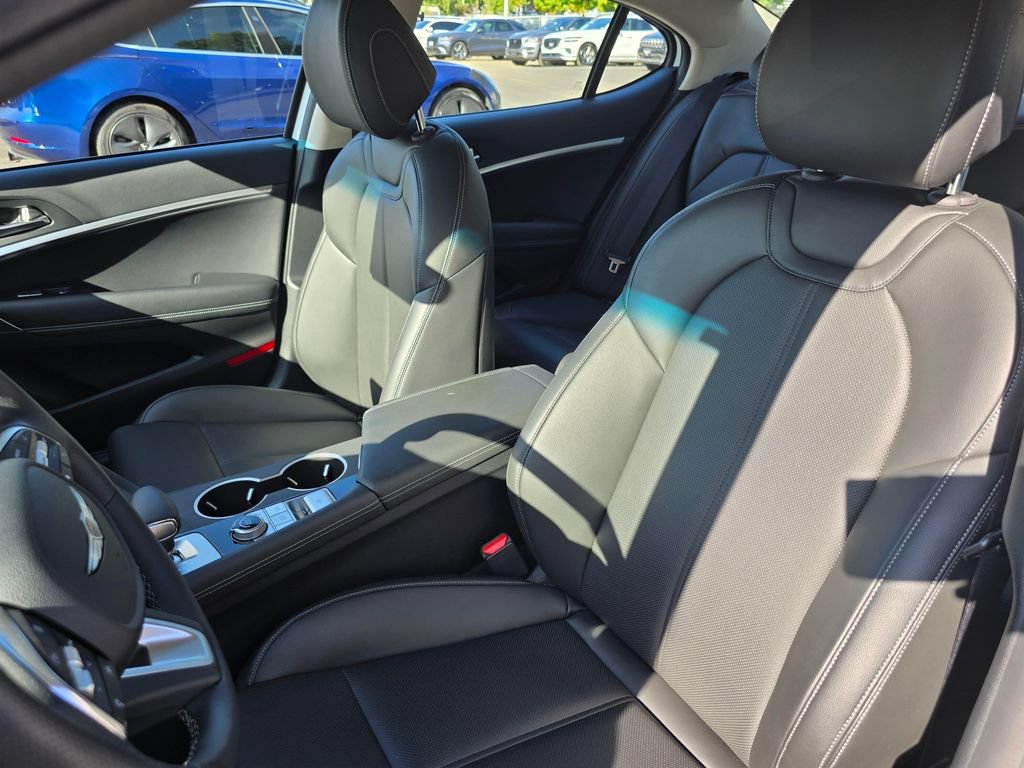 Used 2026 Genesis G70 2.5T AWD/4WD image 21