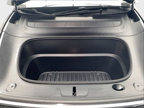 Used 2026 Tesla Model Y AWD image 25